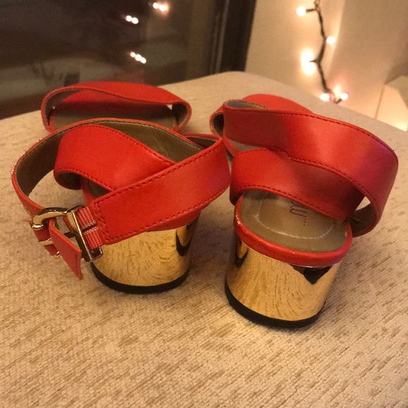 Ankle Wrap Orange Sandals - Picture 4 of 4